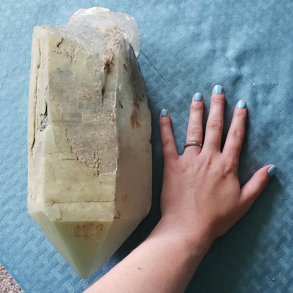 Large Quartz - Picture 4 of 4